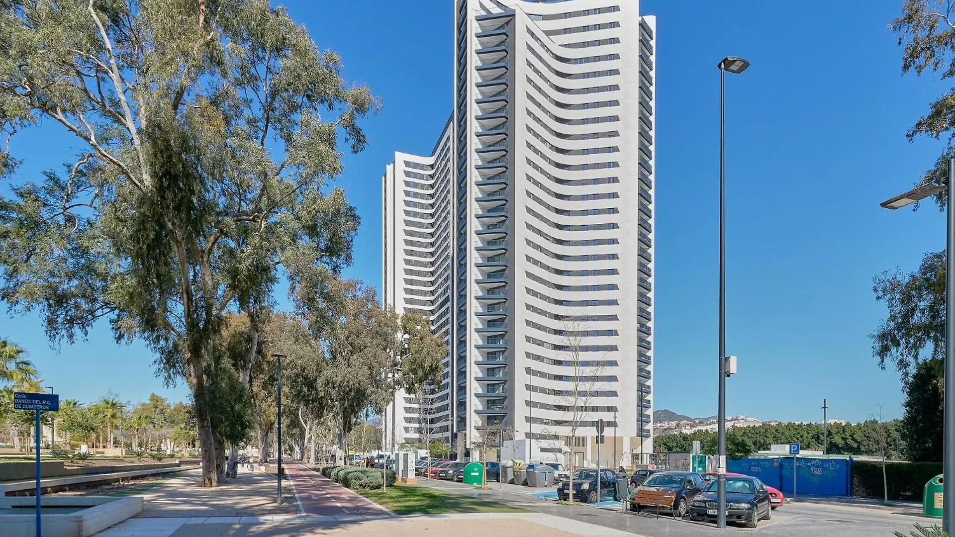 Apartment Sky Tower By Lovely Rentals Malaga