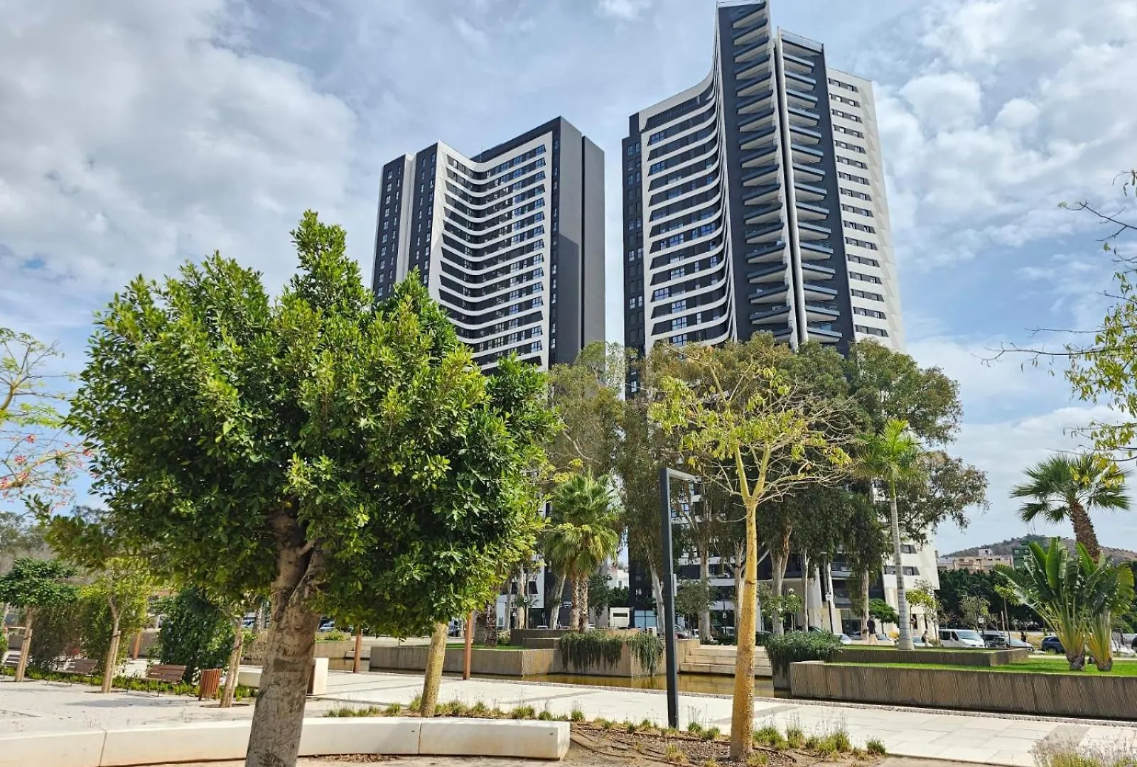 Apartment Sky Tower By Lovely Rentals Malaga
