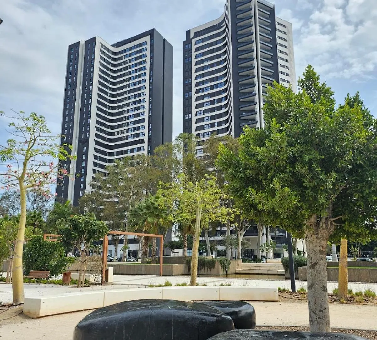 Sky Tower By Lovely Rentals Malaga
